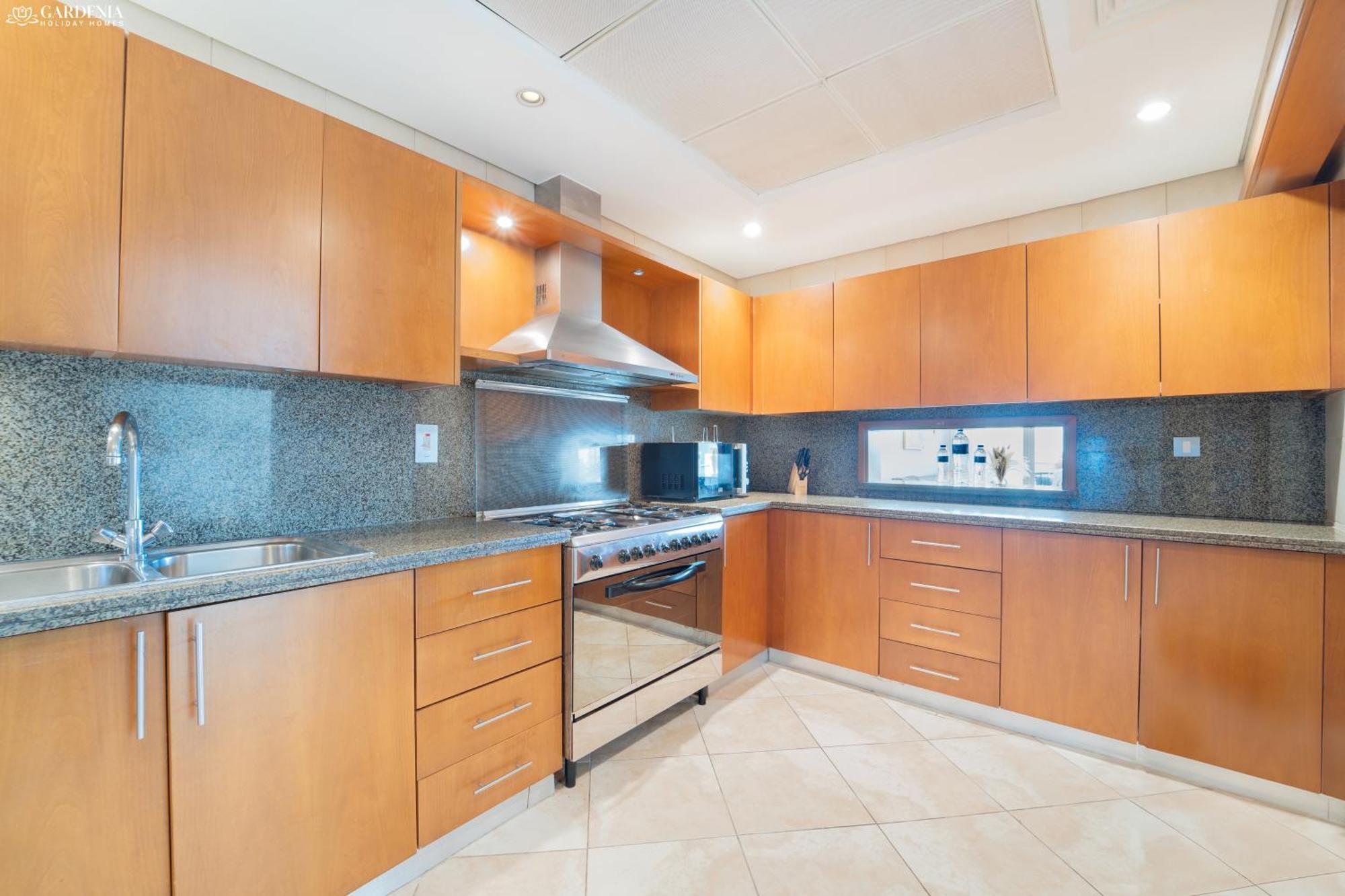 Jbr - Al Fattan Marine 5 Star Residences, Panoramic Sea View By Gardenia Apartment